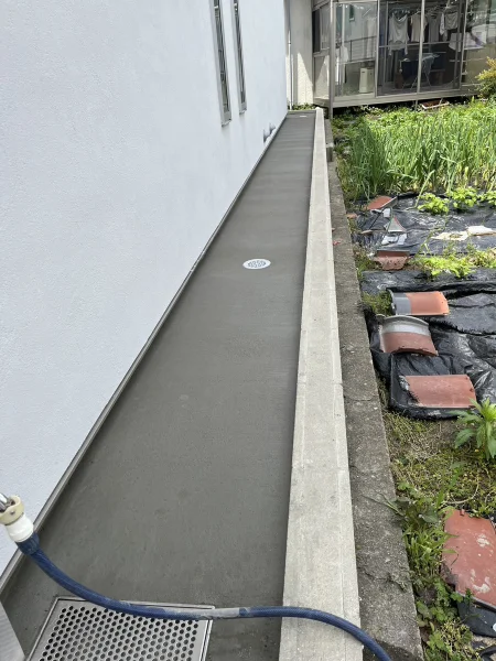 施工現場での作業の様子